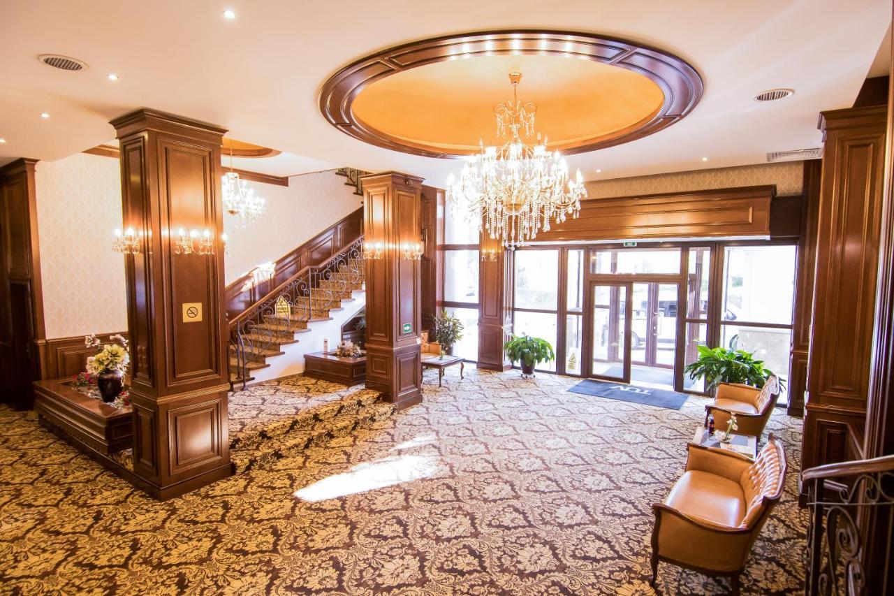 Hotel Balada Suceava Exterior foto